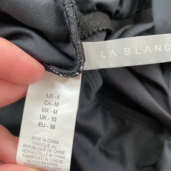 Lace Front Black One Piece La Blanca Low Cut - Picture 7 of 10